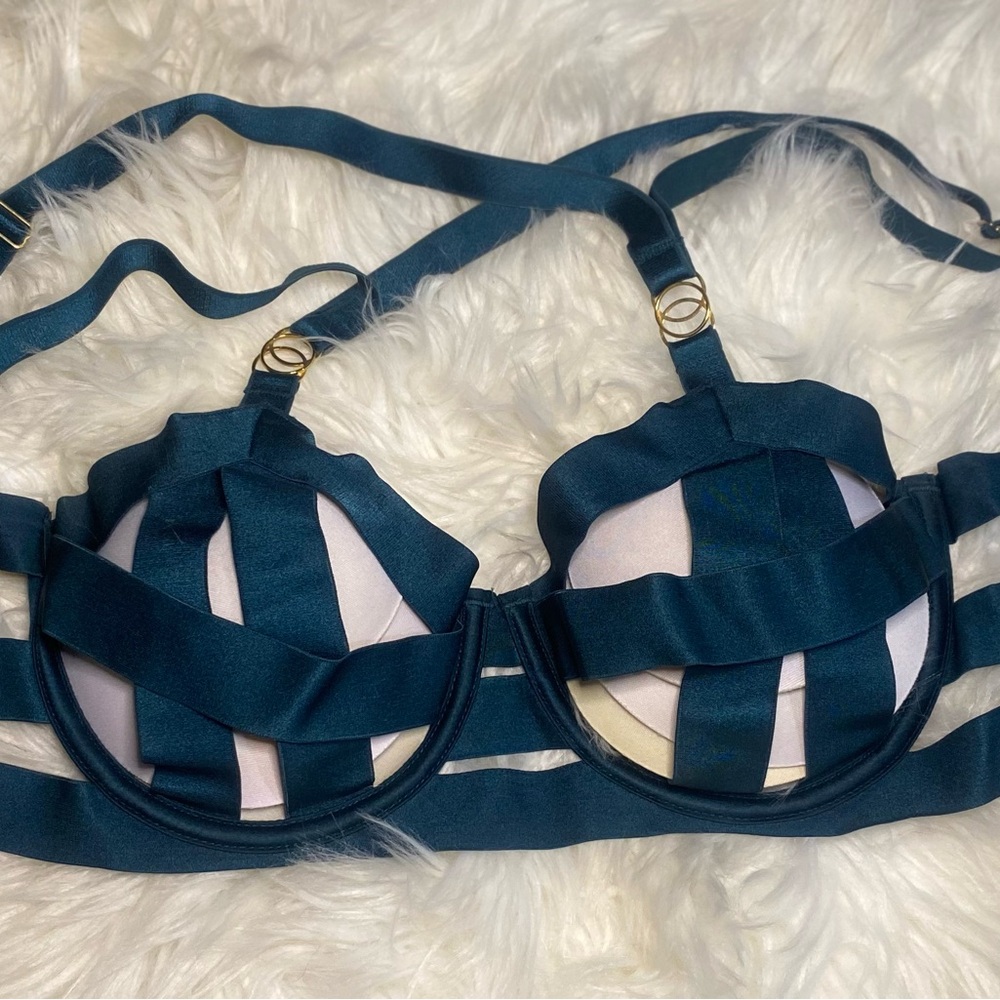 Victoria's Secret Teal Bondage Bra